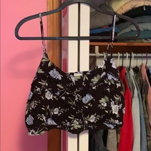 AE Floral crop top